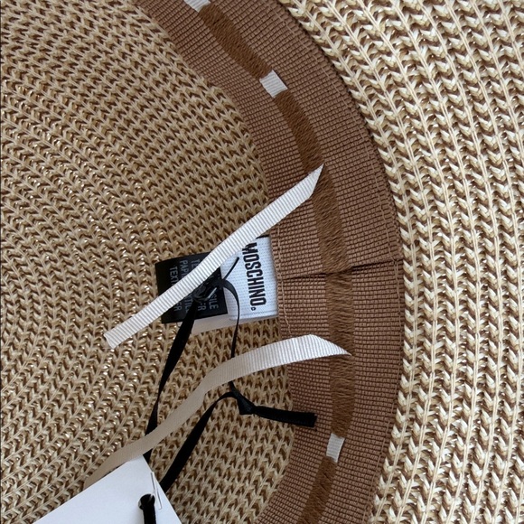 👒👒👒 MOSCHINO LETTERING LOGO RAFFIA HAT - Picture 7 of 9